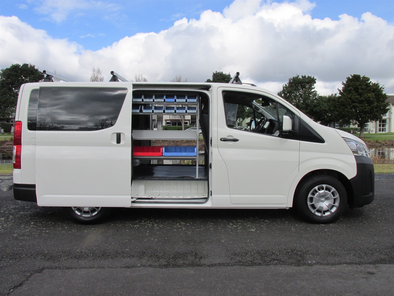 2022 Toyota Hiace