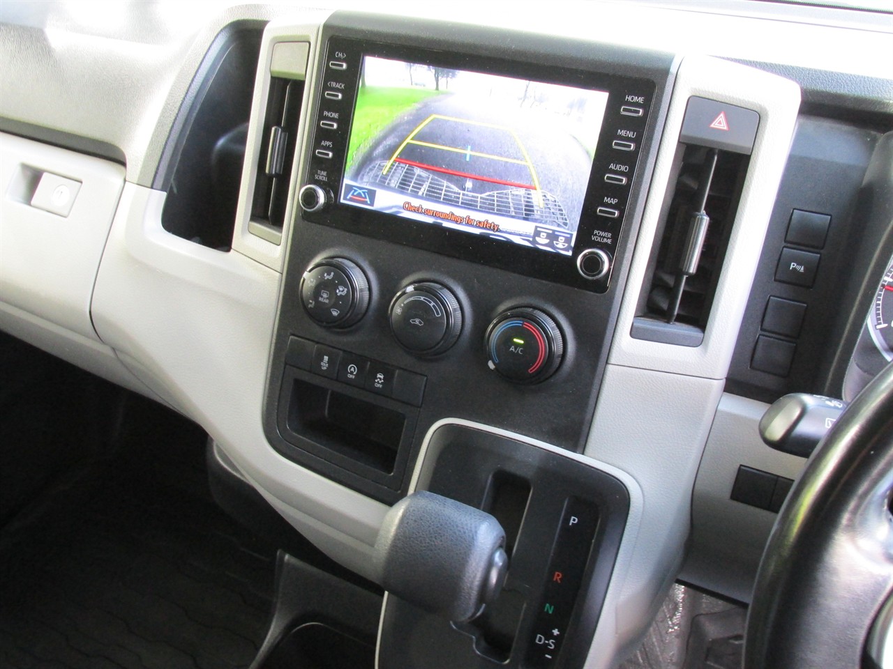 2022 Toyota Hiace