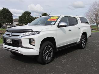2023 Mitsubishi Triton - Thumbnail