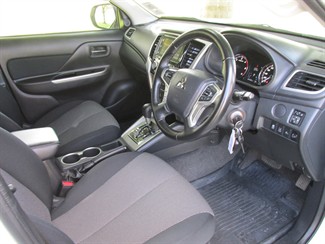 2023 Mitsubishi Triton - Thumbnail