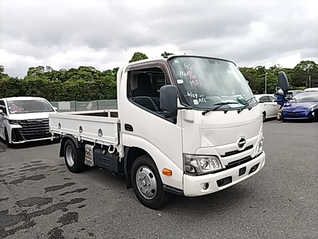 2020 Hino Dutro