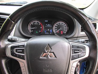 2021 Mitsubishi Triton - Thumbnail