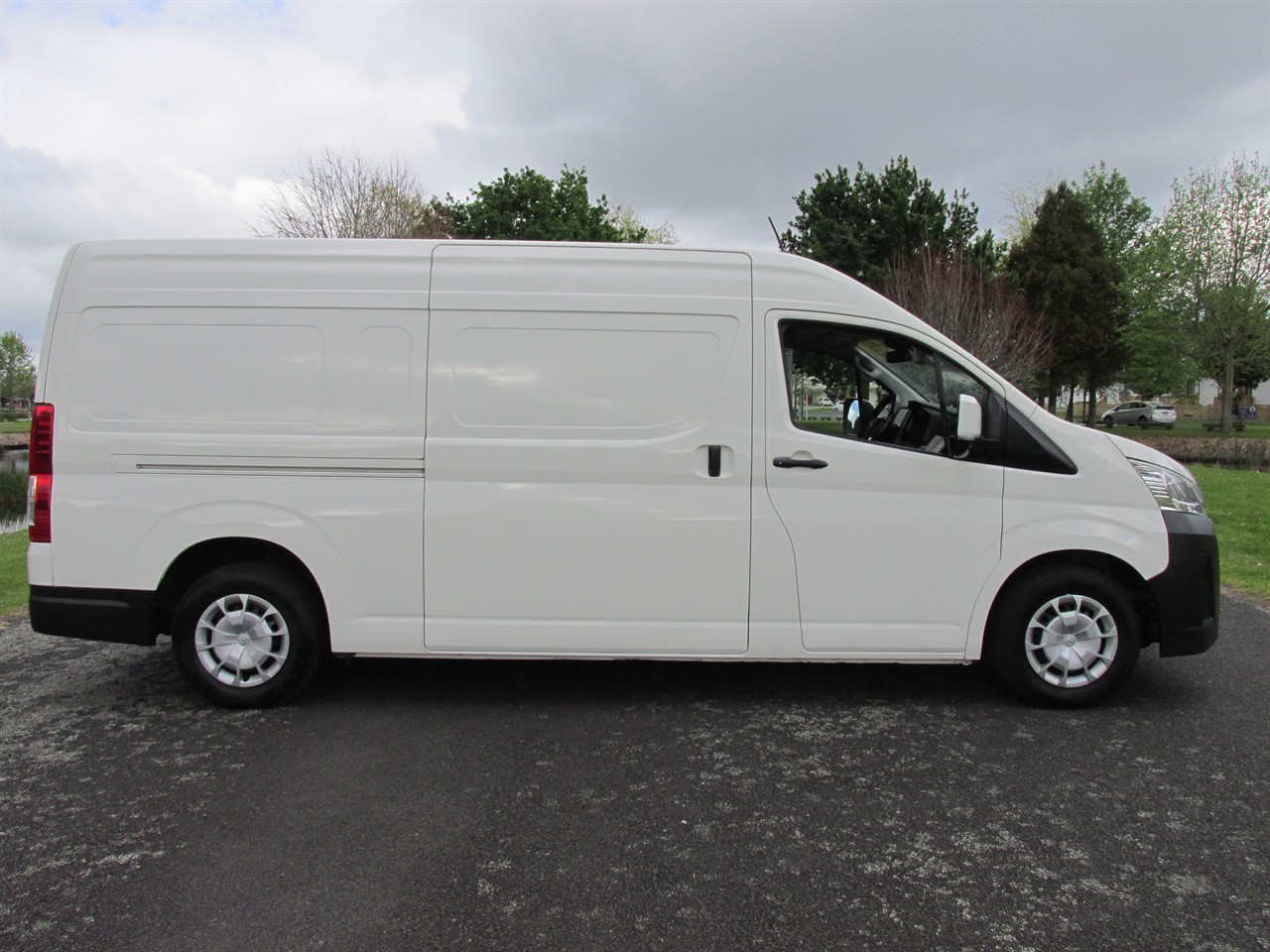 2021 Toyota Hiace