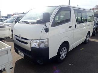 2020 Toyota Hiace - Thumbnail