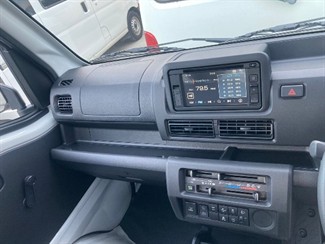 2025 Daihatsu Hijet - Thumbnail