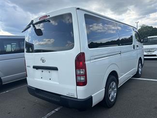 2021 Toyota Hiace - Thumbnail