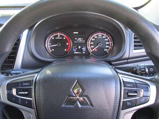2019 Mitsubishi Triton - Thumbnail