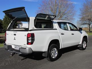 2019 Mitsubishi Triton - Thumbnail