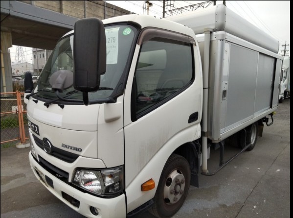 2017 Hino Dutro