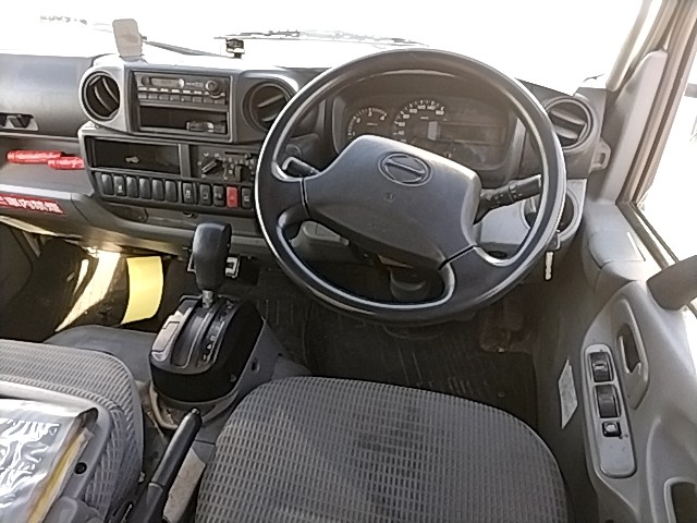 2017 Hino Dutro