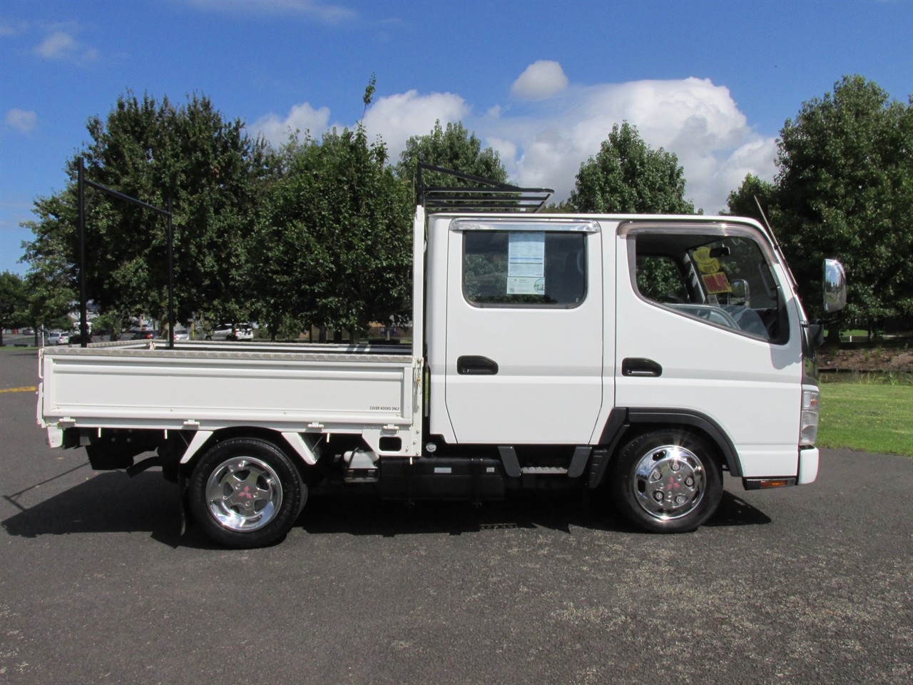 2009 Mitsubishi Canter