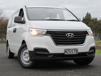 2020 Hyundai iLoad - Thumbnail