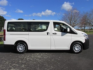 2021 Toyota Hiace - Thumbnail