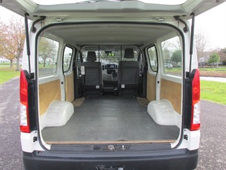 2021 Toyota Hiace - Thumbnail