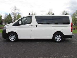 2024 Toyota Hiace - Thumbnail