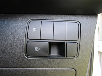 2021 Hyundai Staria - Thumbnail