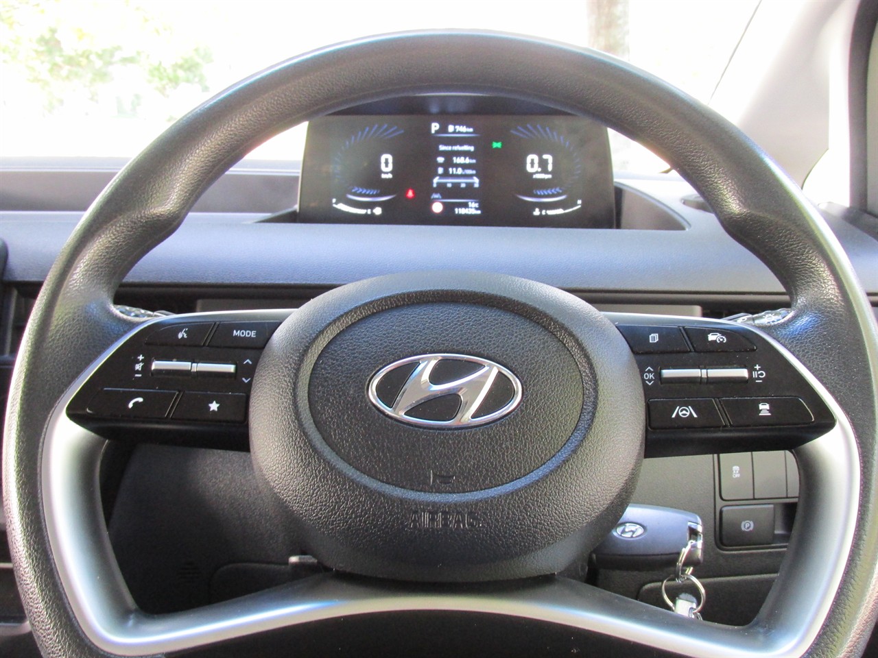 2022 Hyundai Staria