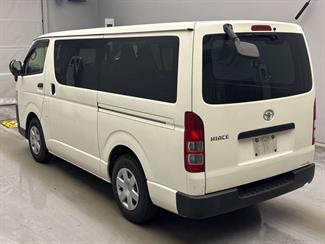 2021 Toyota Hiace - Thumbnail