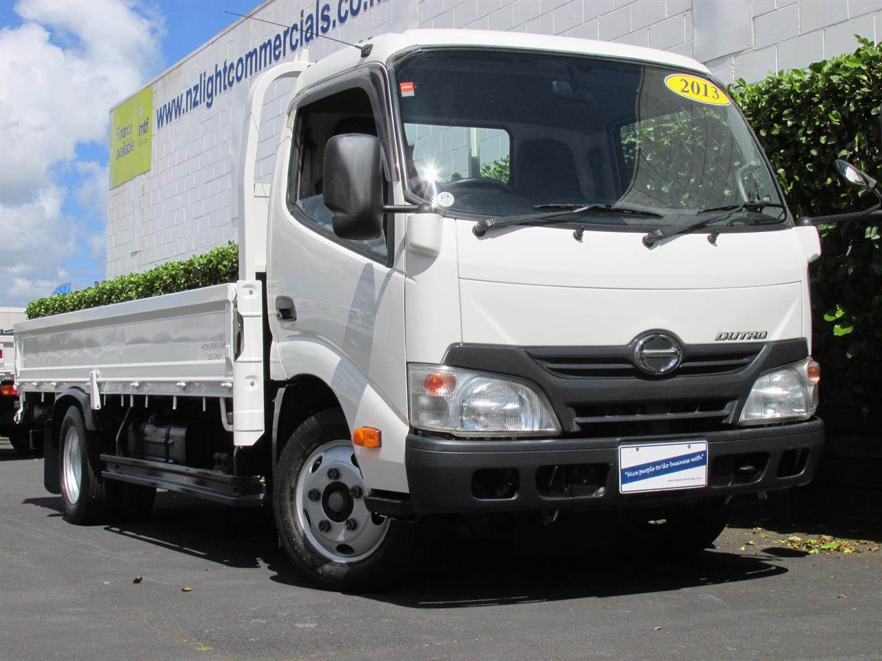 2013 Hino Dutro