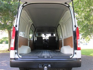 2021 Toyota Hiace - Thumbnail