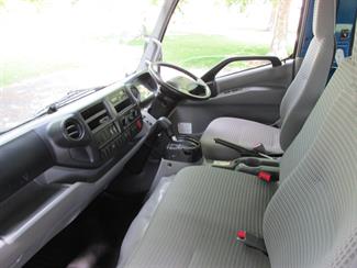 2018 Toyota Dyna - Thumbnail