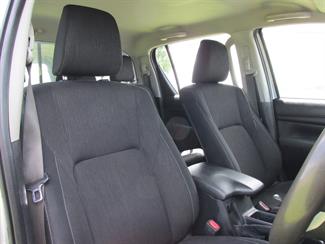 2018 Toyota Hilux - Thumbnail