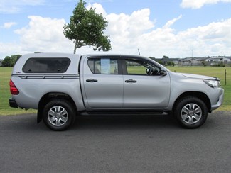 2018 Toyota Hilux - Thumbnail