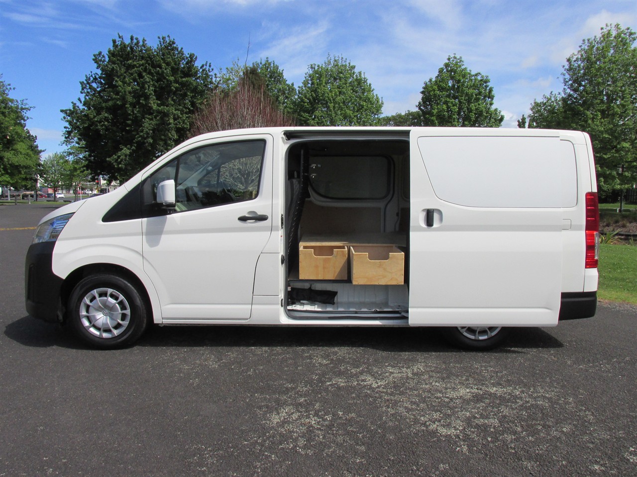 2022 Toyota Hiace