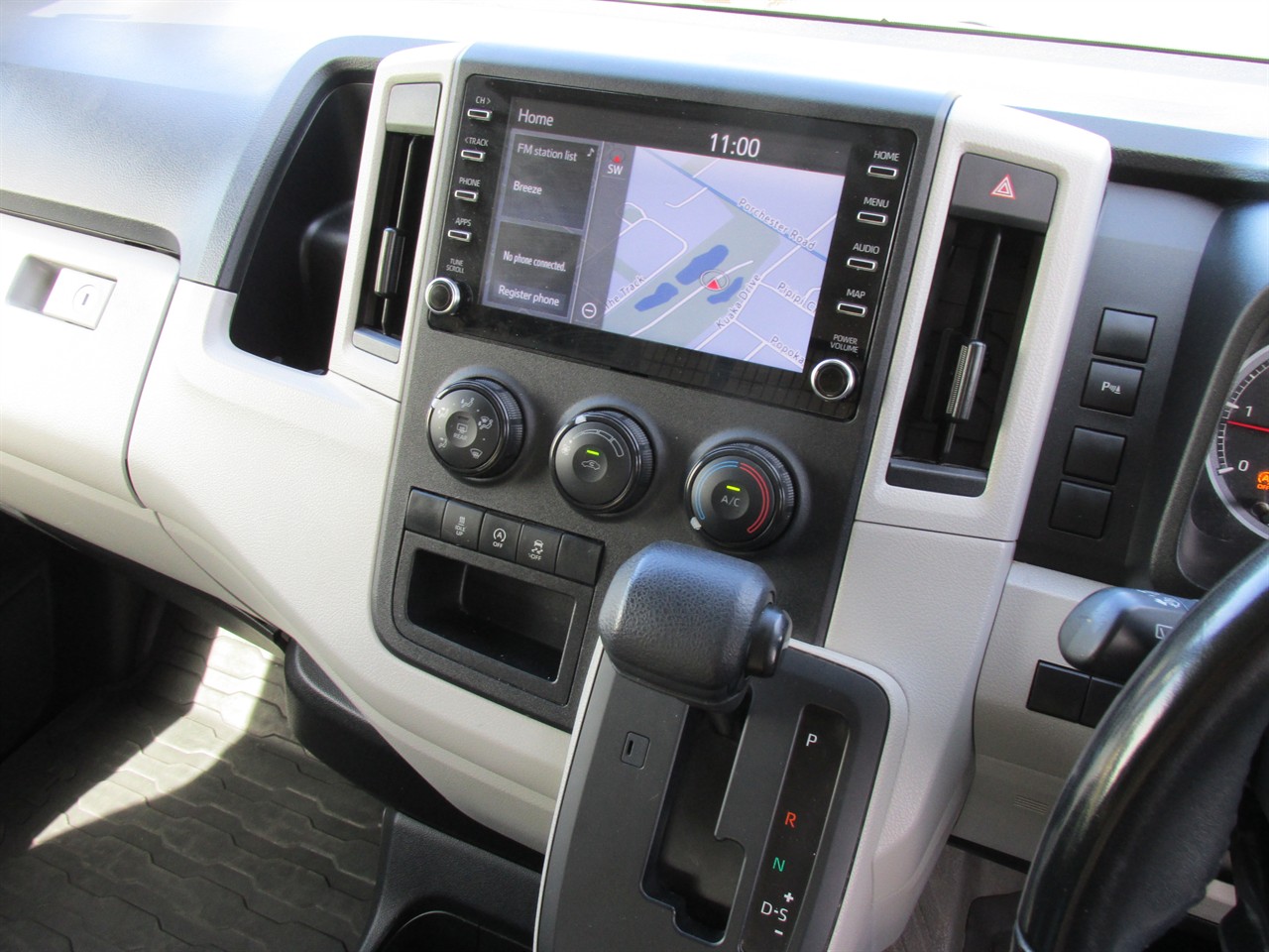 2022 Toyota Hiace