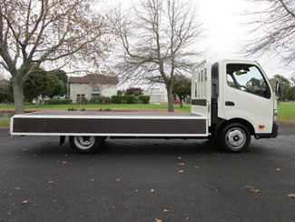 2018 Toyota Dyna - Thumbnail
