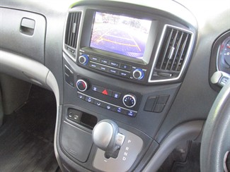 2020 Hyundai iLoad - Thumbnail