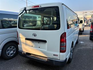 2021 Toyota Hiace - Thumbnail