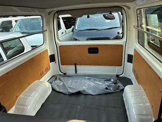 2021 Toyota Hiace - Thumbnail