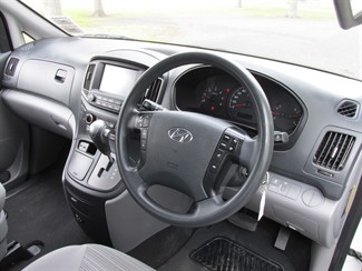 2021 Hyundai iLoad - Thumbnail