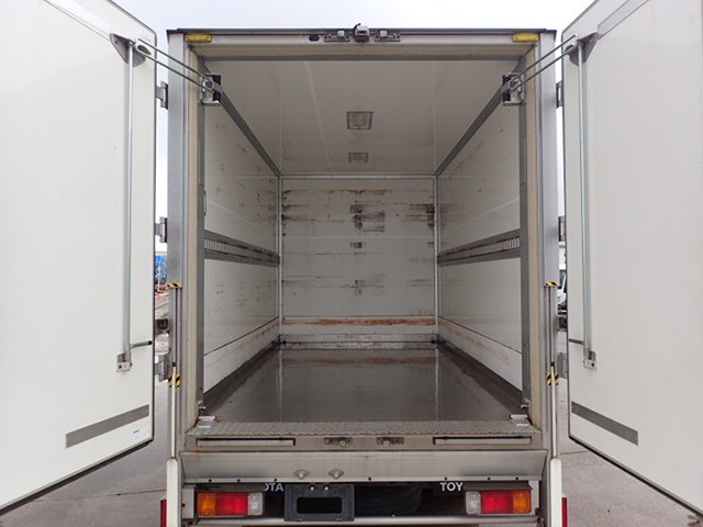 2016 Toyota Dyna