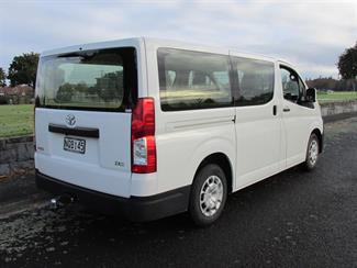 2021 Toyota Hiace - Thumbnail