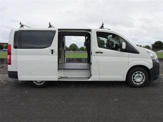 2020 Toyota Hiace - Thumbnail