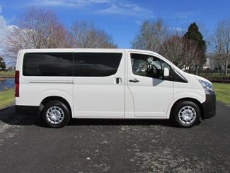 2021 Toyota Hiace - Thumbnail