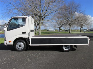 2020 Hino Dutro - Thumbnail