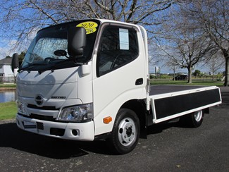 2020 Hino Dutro - Thumbnail