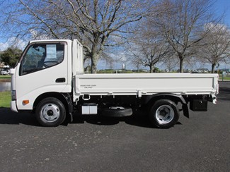 2020 Hino Dutro - Thumbnail