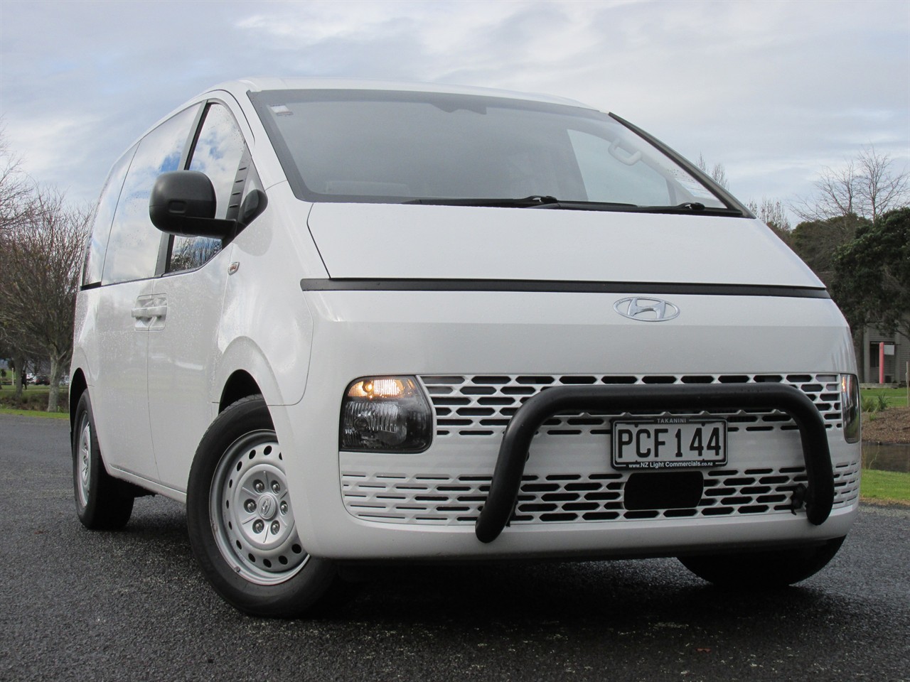2022 Hyundai Staria Load