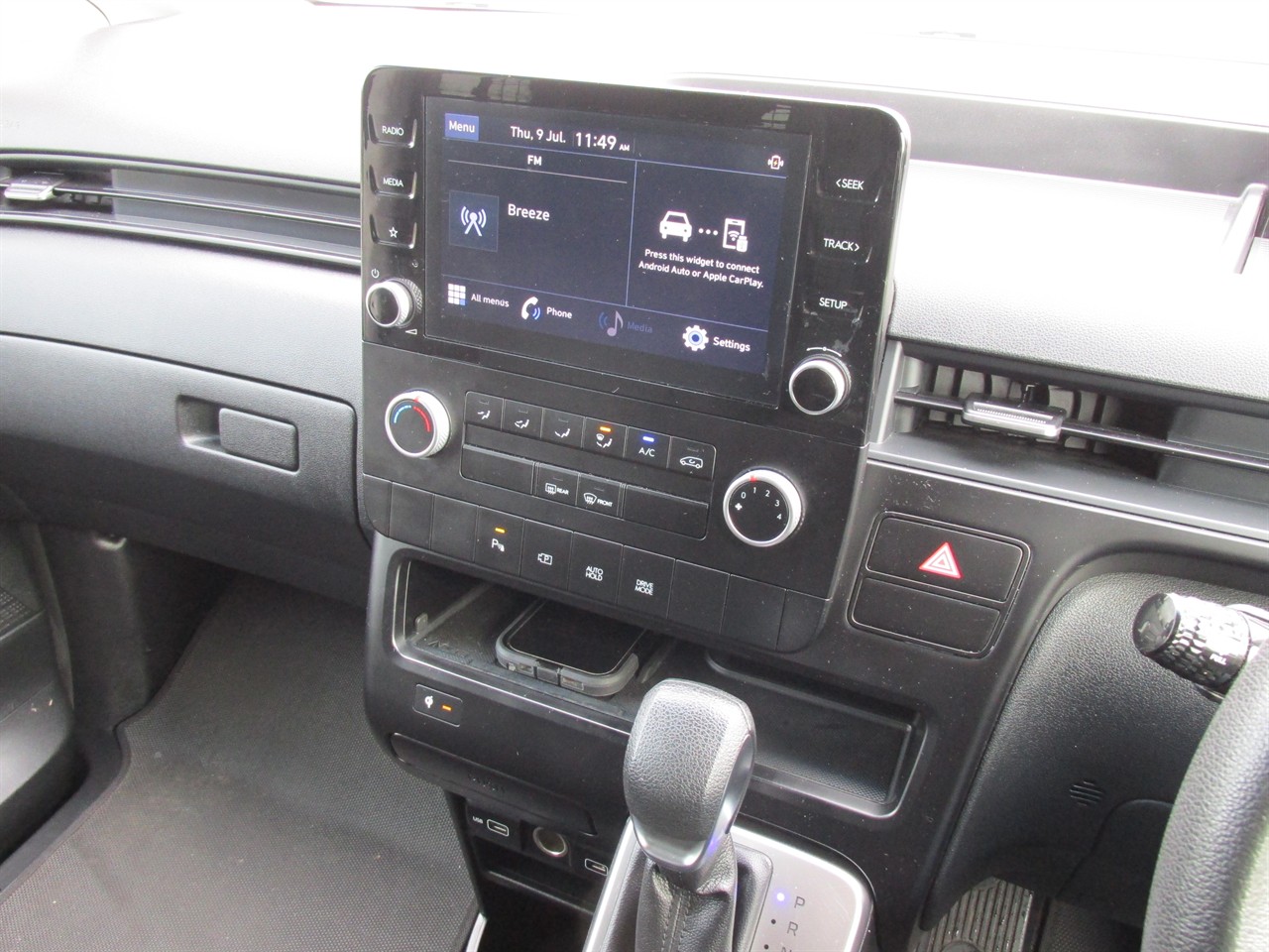 2022 Hyundai Staria Load