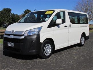 2021 Toyota Hiace - Thumbnail