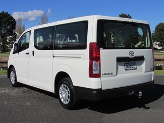 2021 Toyota Hiace - Thumbnail