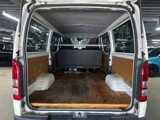 2020 Toyota Hiace - Thumbnail