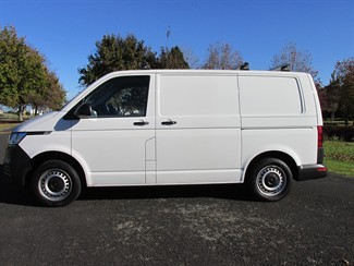 2022 Volkswagen Transporter - Thumbnail