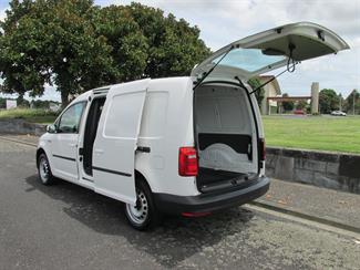 2020 Volkswagen Caddy - Thumbnail