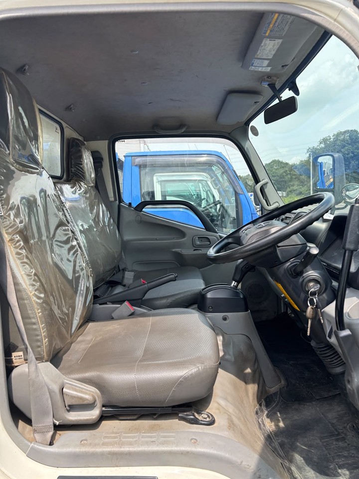 2019 Hino Dutro