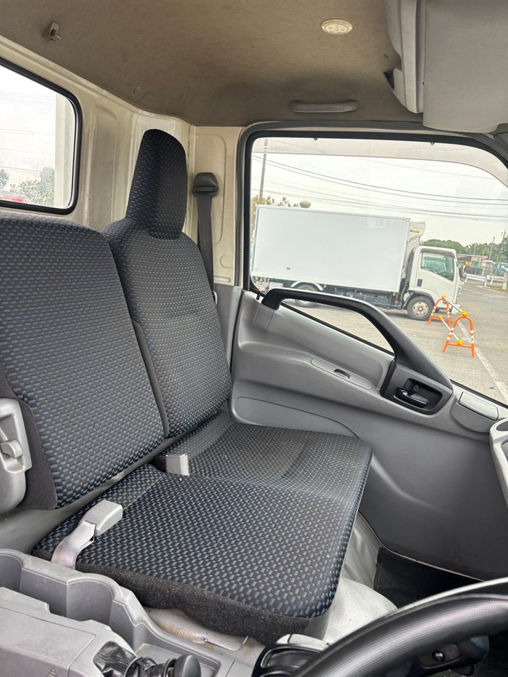 2020 Hino Dutro